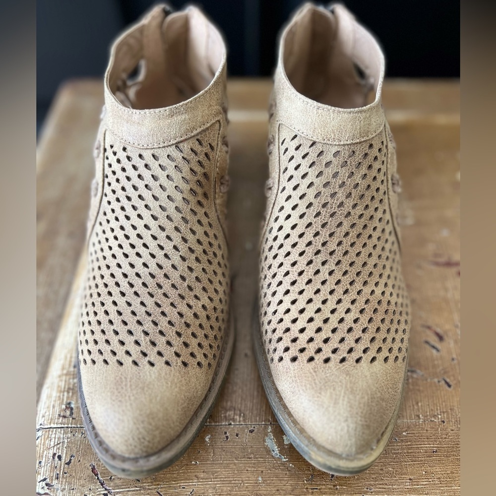 Ankle Bootie